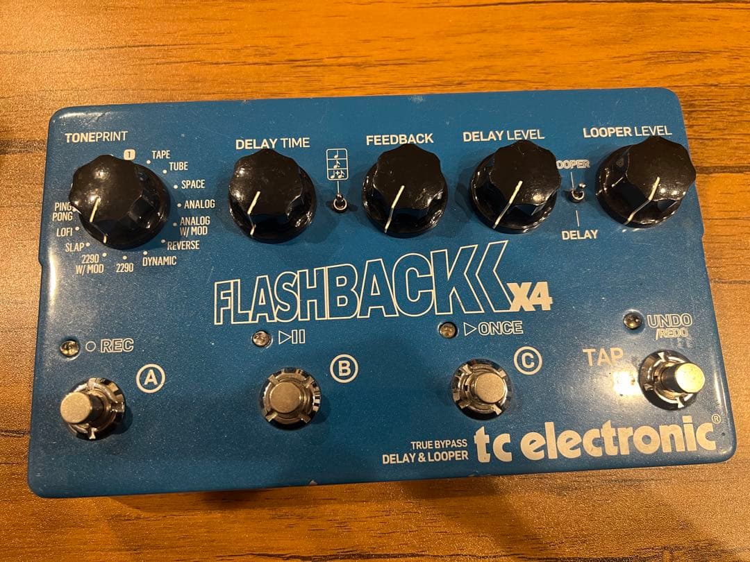 tc electronic FLASHBACK 2 X4 + 純正アダプター