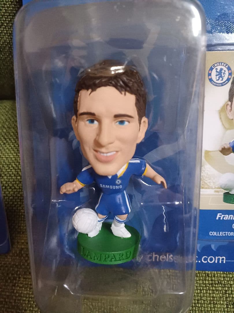 コリンシアン　ペトル・チェフ　ランパード２体セット