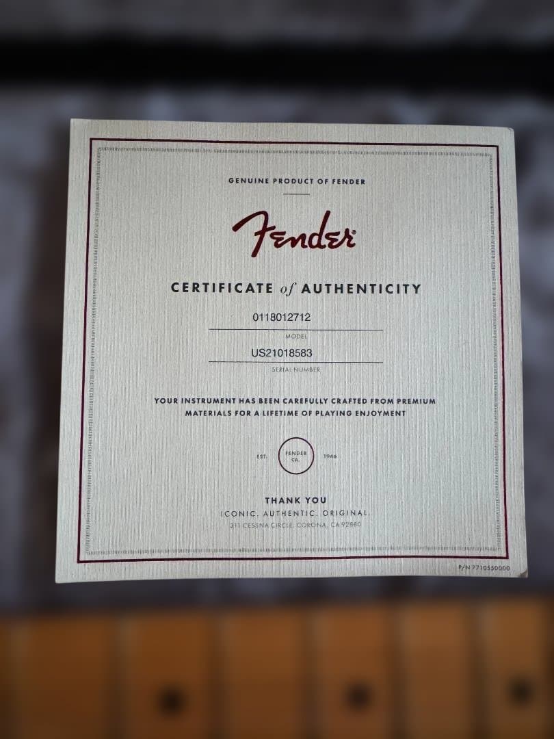 Fender American Ultla Stratocaster ギター