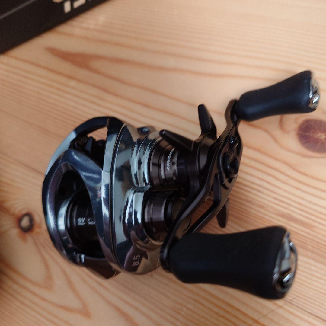 Daiwa LIMITED CT SV TW 70XH ベイトリール