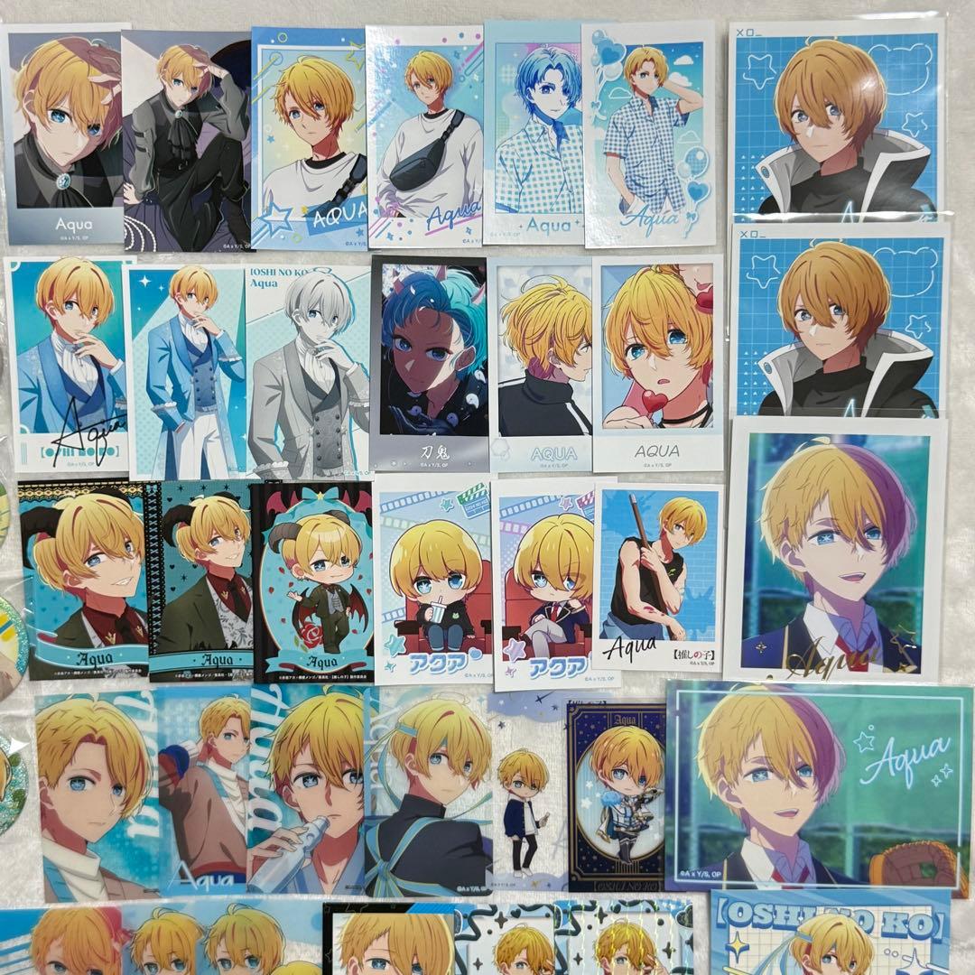 推しの子 アクア 缶バッジ チェキ アクスタ サンリオ ステッカー セット