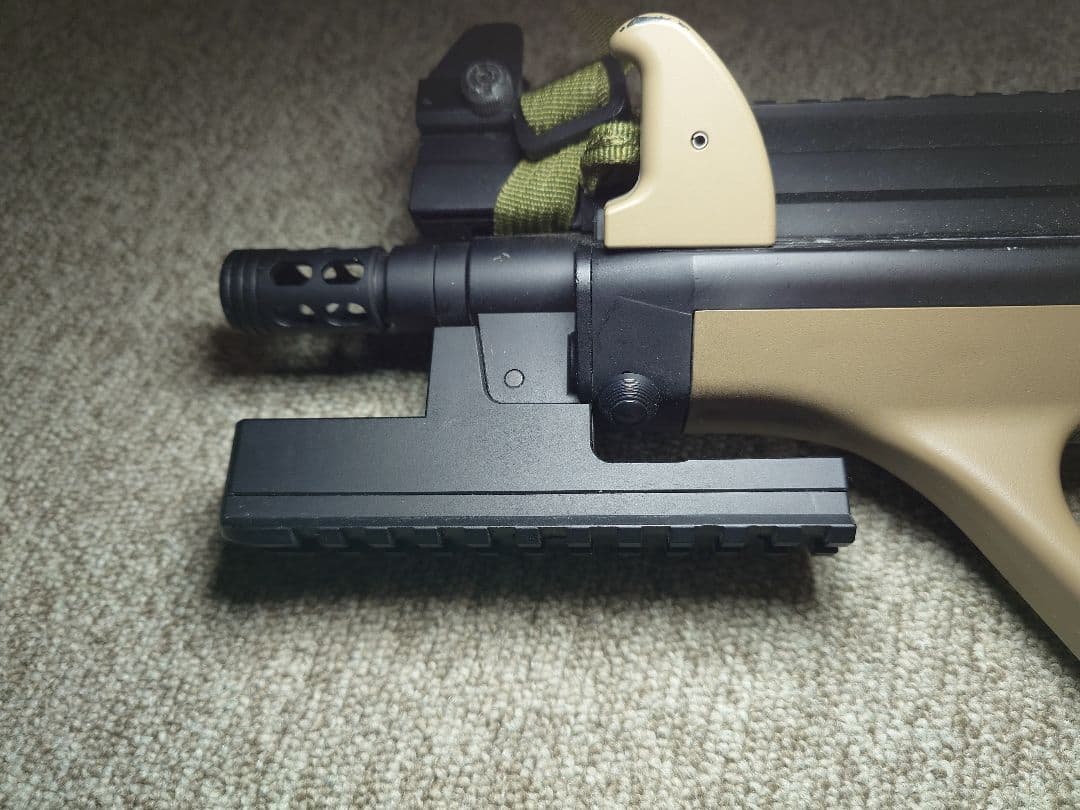 東京マルイ ステアーAUG HC電動ガン　タンカラー