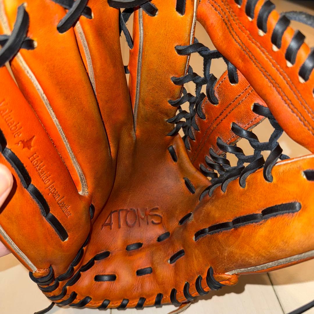 ATOM 硬式グローブ 左利き用　オレンジ
