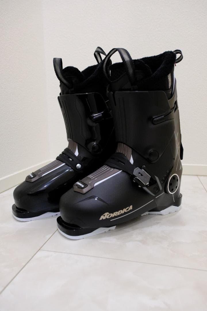 ノルディカ スキーブーツ リアエントリー NORDICA HF 75 W