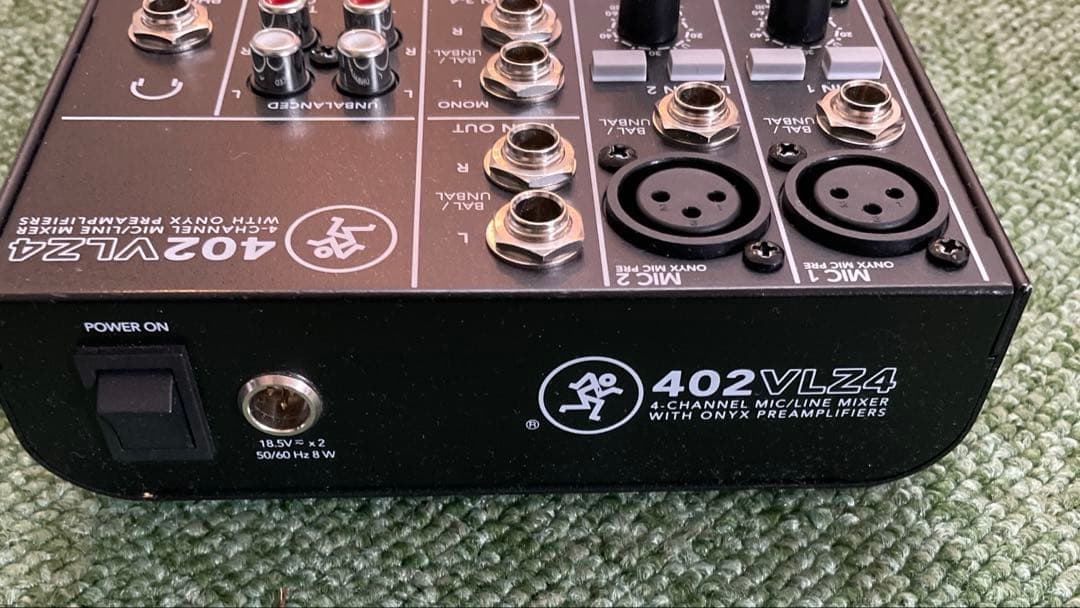 Mackie 402VLZ4 アナログミキサー