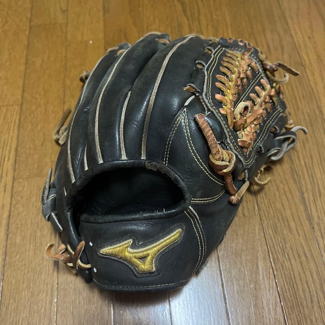 ミズノプロ野球グローブ 右投げ用 黒