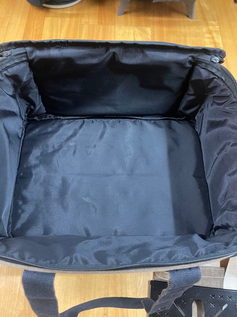 ハレテーブル BLACK DESIGN アイアンテーブルツリー柄、BX他セット❗️