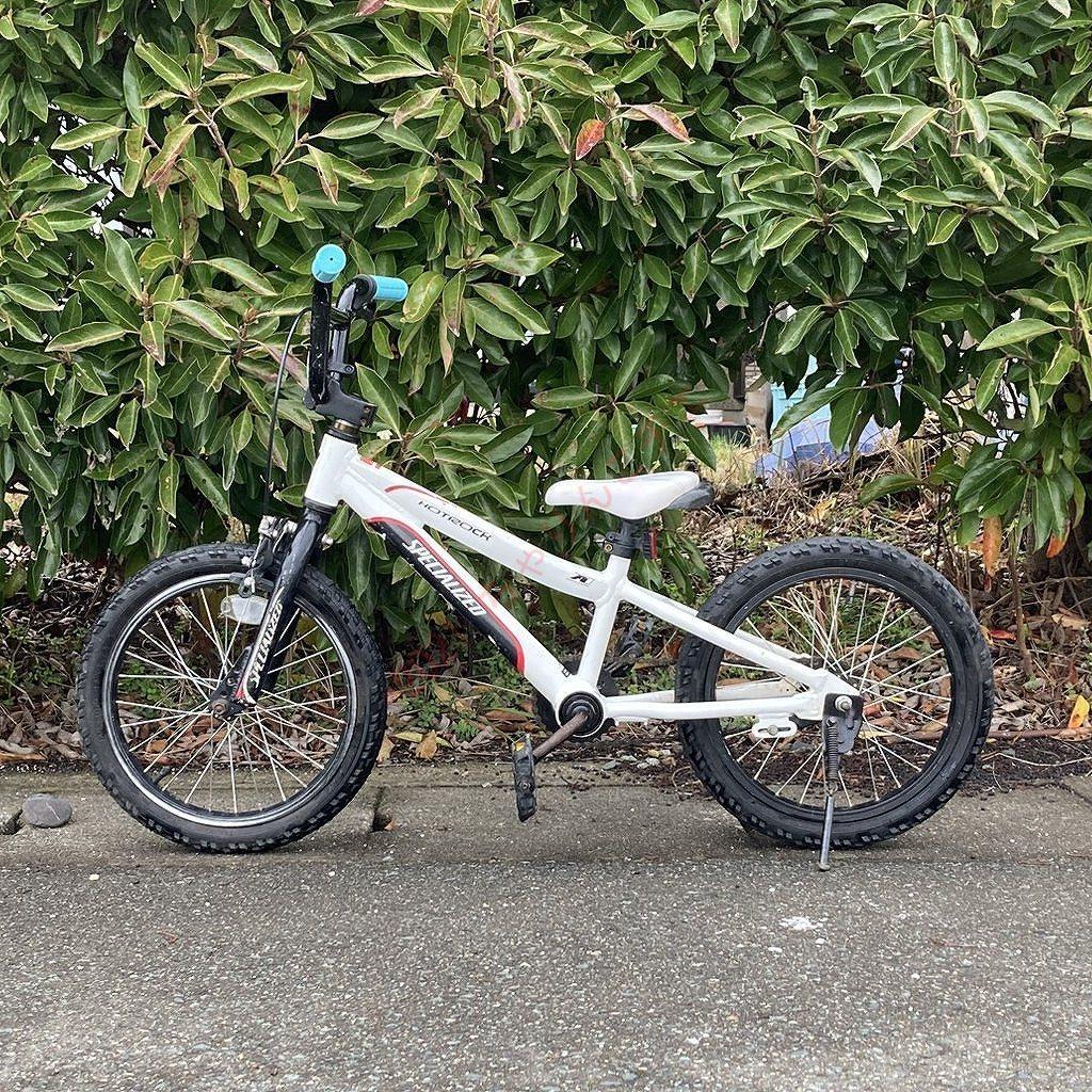 【点検/整備済】 16インチ 高級ブランド スペシャライズド 子供 幼児 自転車