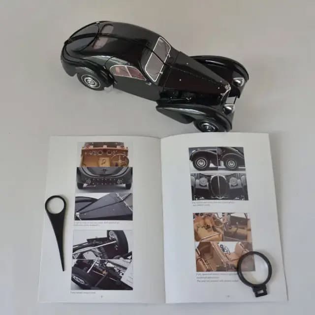 AUTOart 1/18[ 希少品]ブガッティ 57SC アトランティック BL