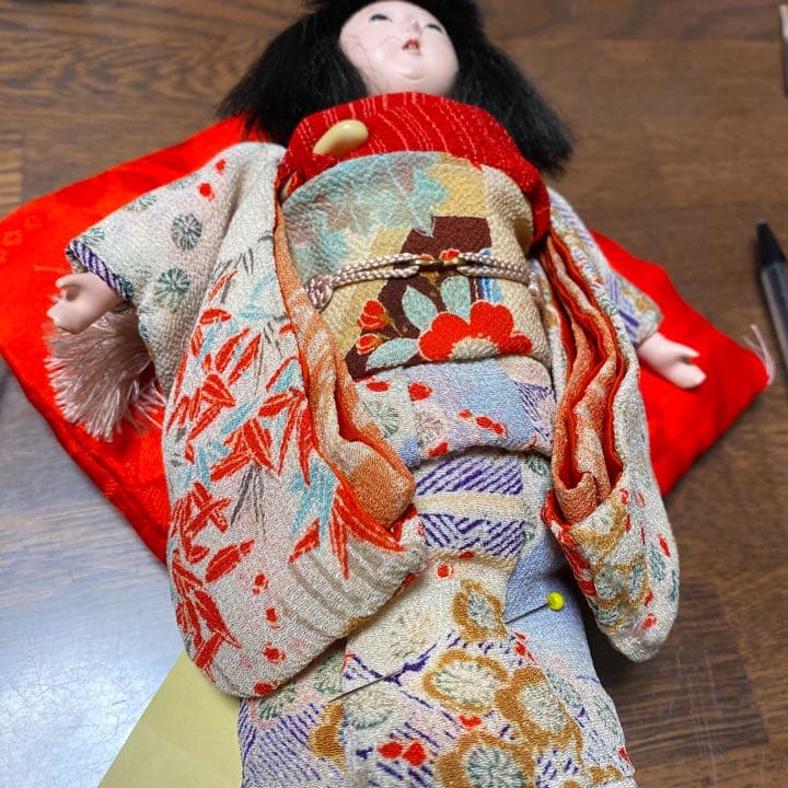 白菊作　小市松人形　　　　　　2020724 せ