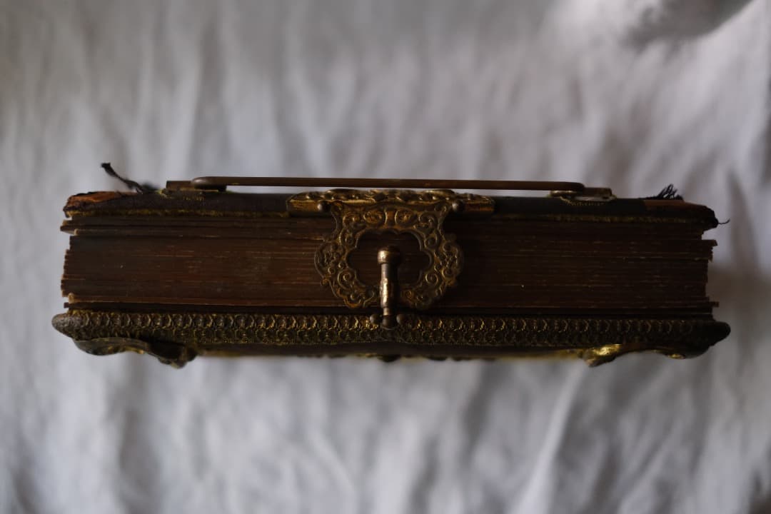 アメリカアンティーク｜ヴィクトリアンのフォトアルバム