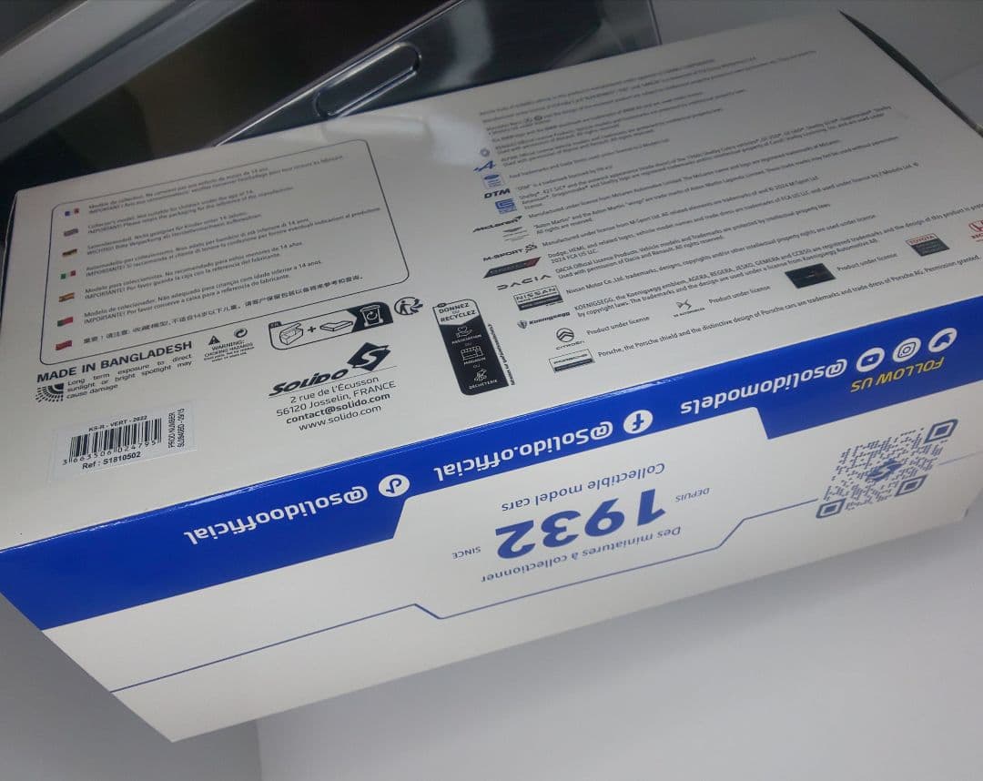 〓1/18スケール〓ポルシェ911ターボ〓ダイキャストモデルミニカー〓新品〓