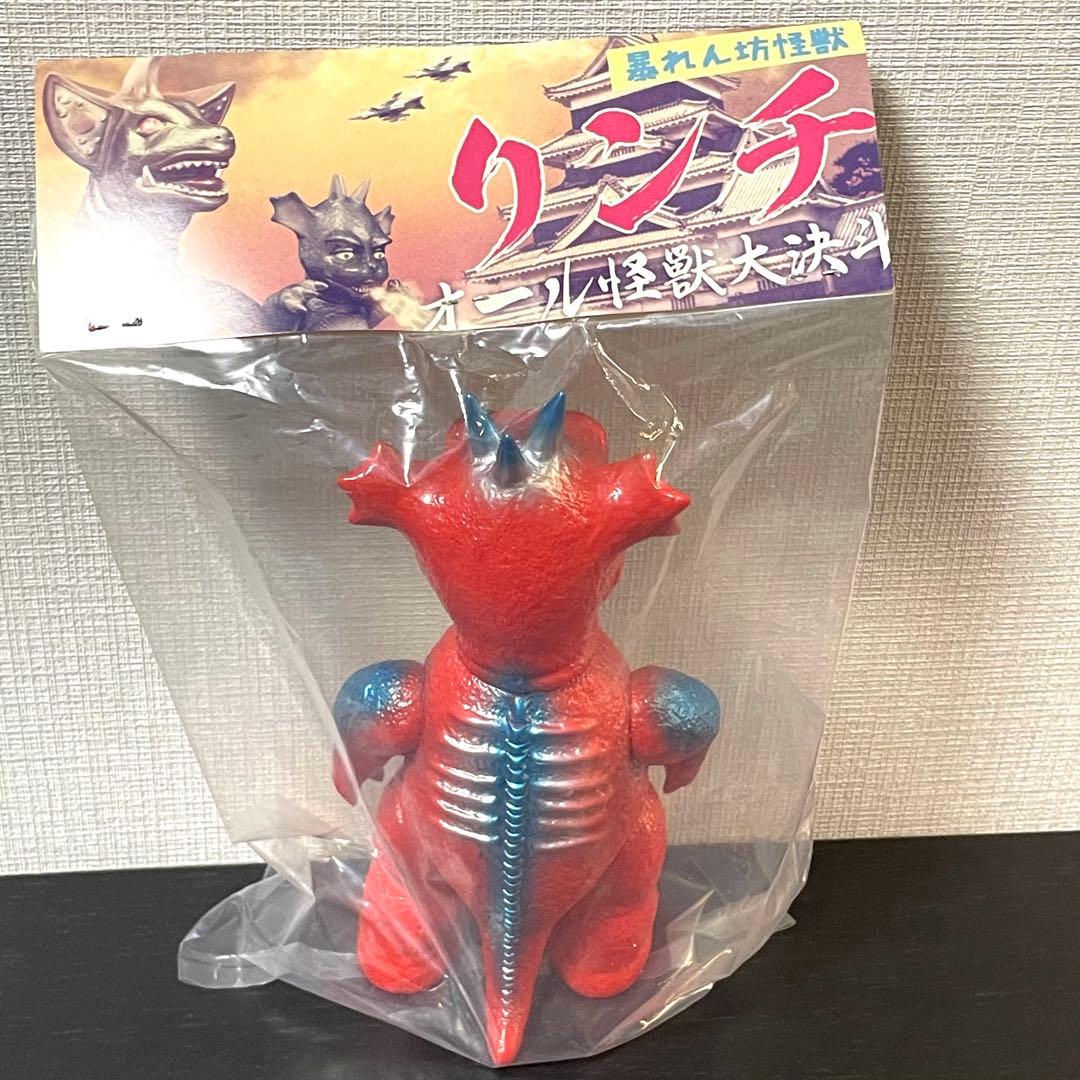 【zollmen】 ゾルメン マンチー 赤 食いしん坊怪獣 バジラの息子 新品