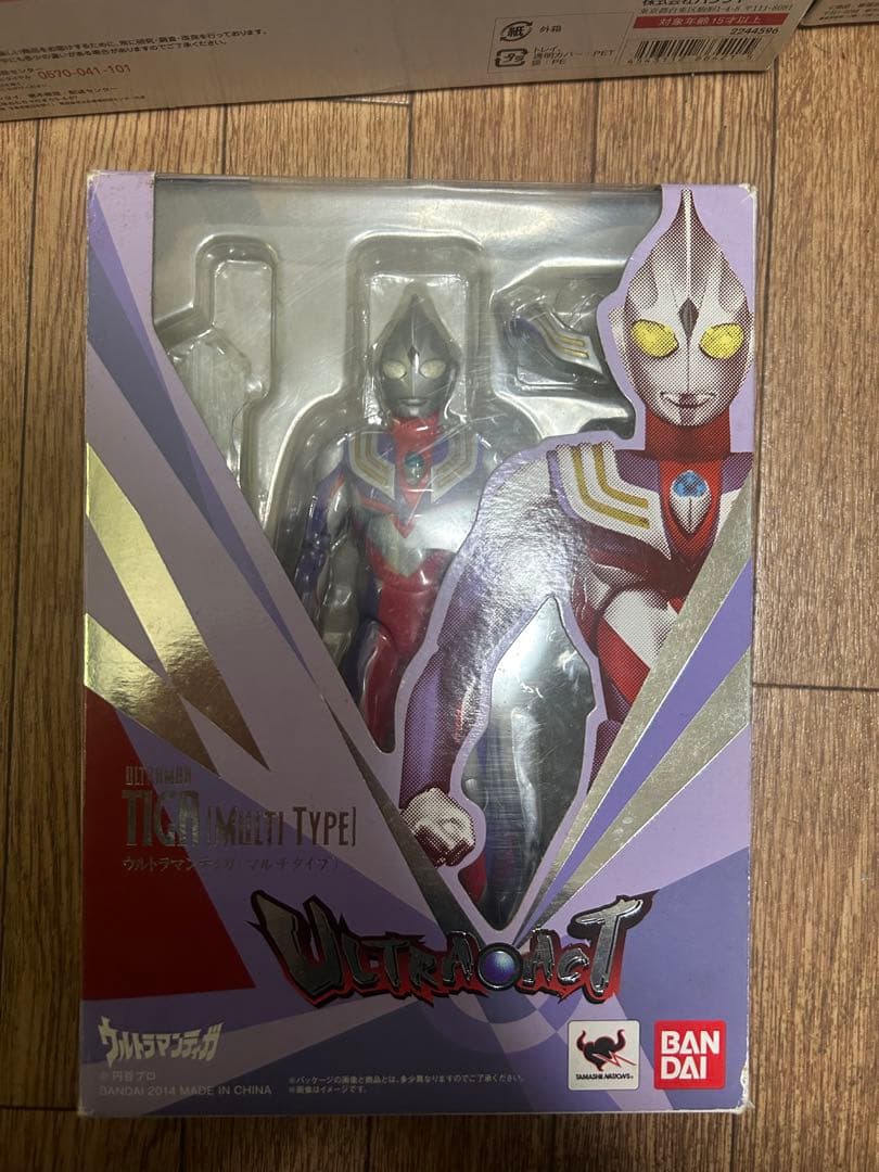 ULTRA-ACT ウルトラマンティガセット