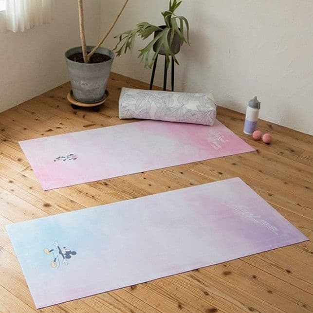 新品未使用品⭐︎ミニーマウス ヨガマット Web限定 スカーラ