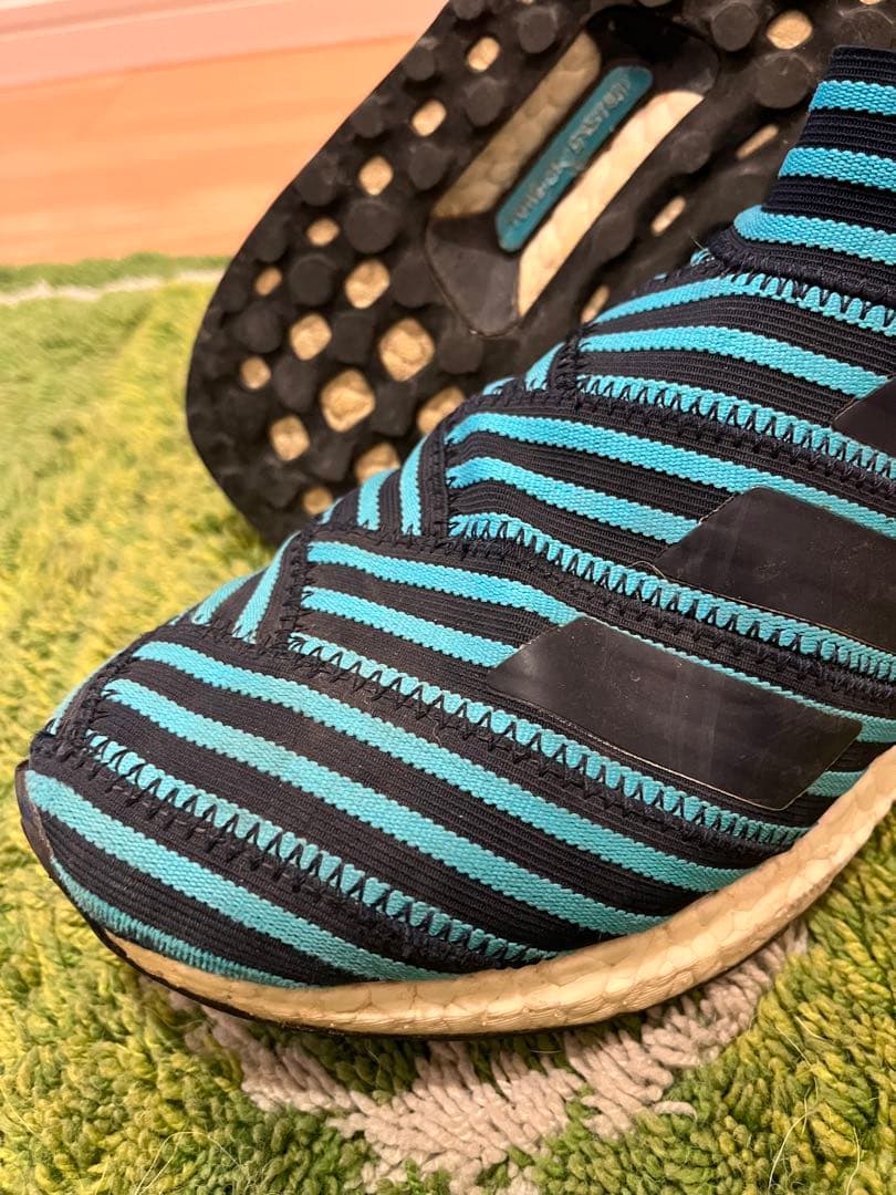 激レア アディダス サッカー フットライト ネメシスタンゴウルトラブースト