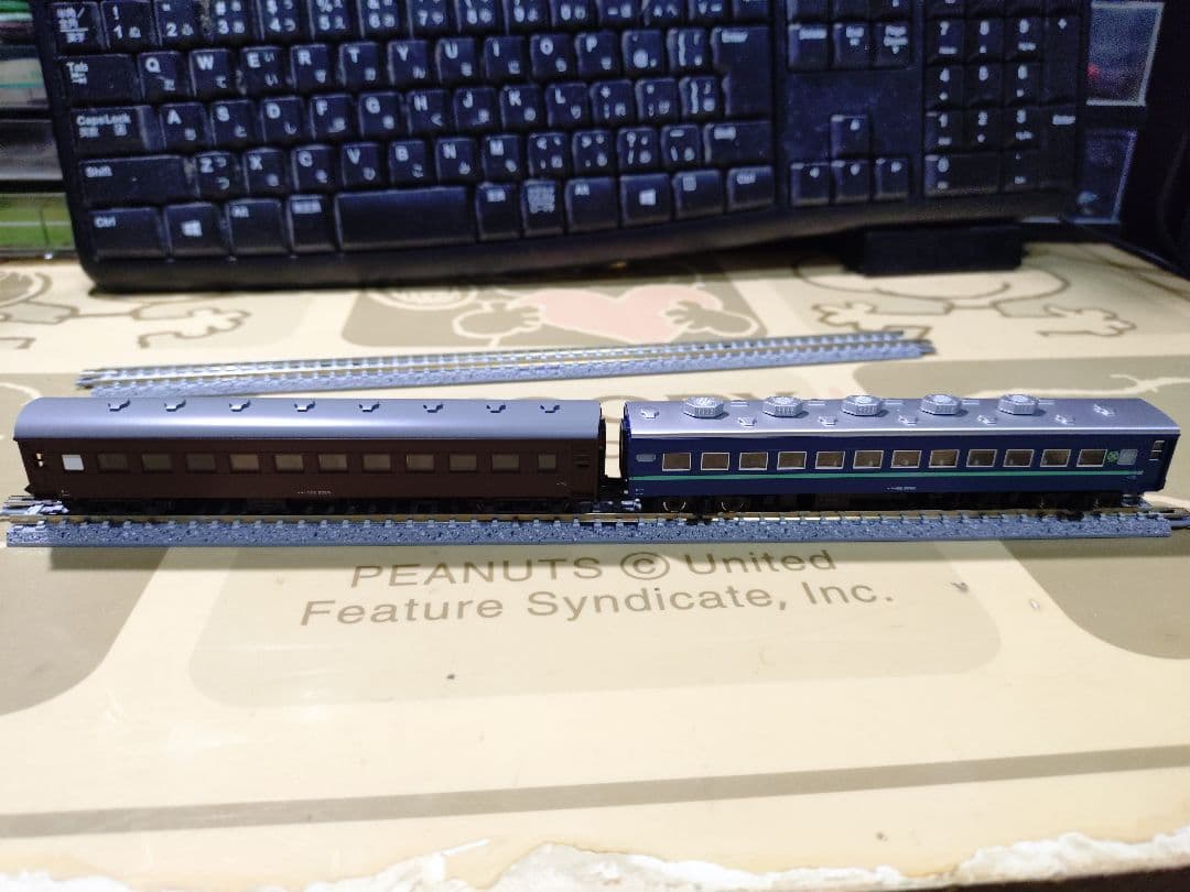 KATO 33系客車　8両