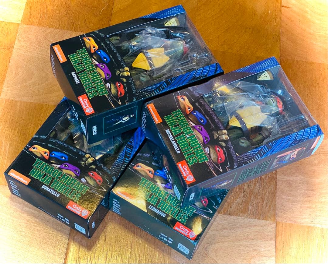 ネカ　NECA ミュータントニンジャタートルズ アクションフィギュア　4体