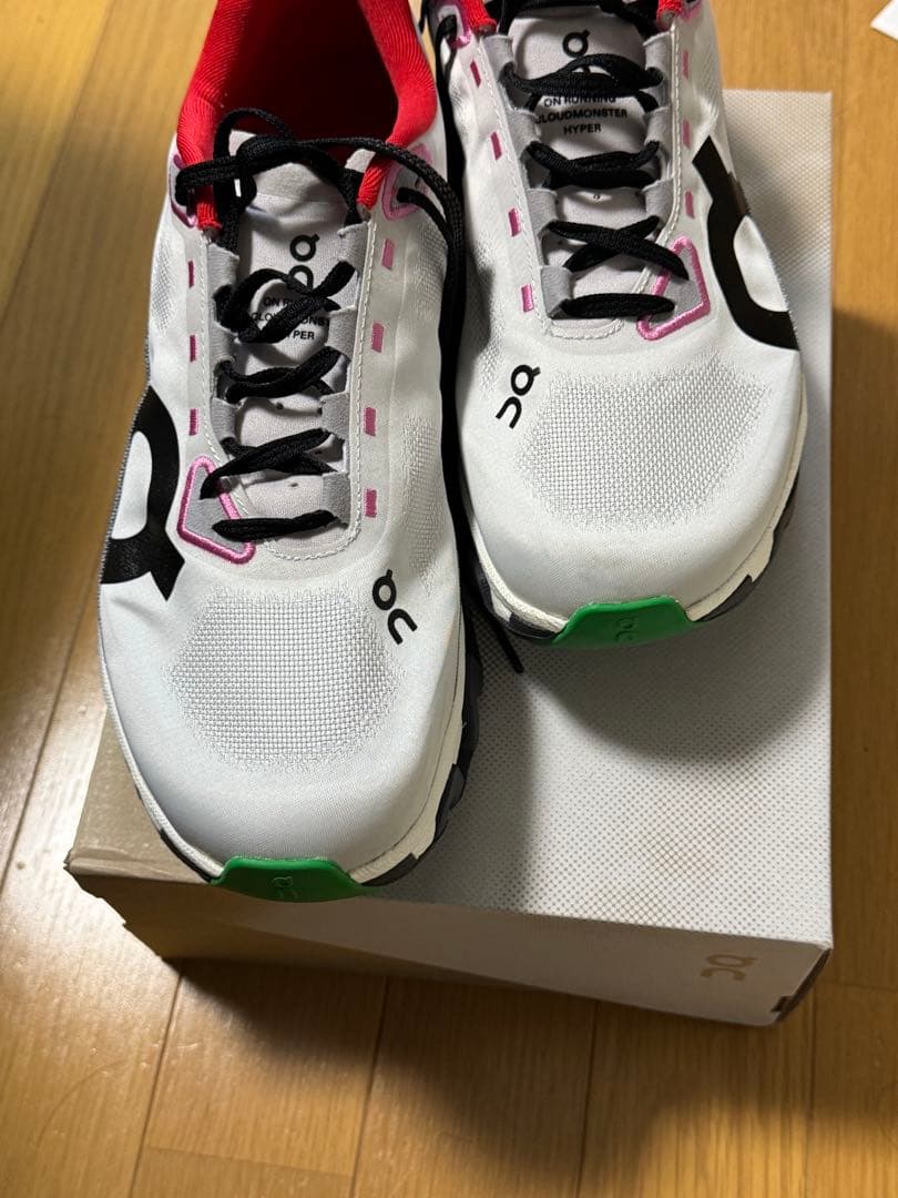 On クラウドモンスターハイパー　27.0cm