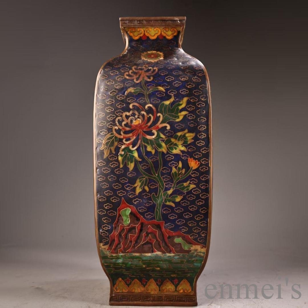 中国古美術 旧蔵 景泰藍七宝方瓶 梅・蘭・竹・菊 高浮雕鍛金 純銅 極細工 置物