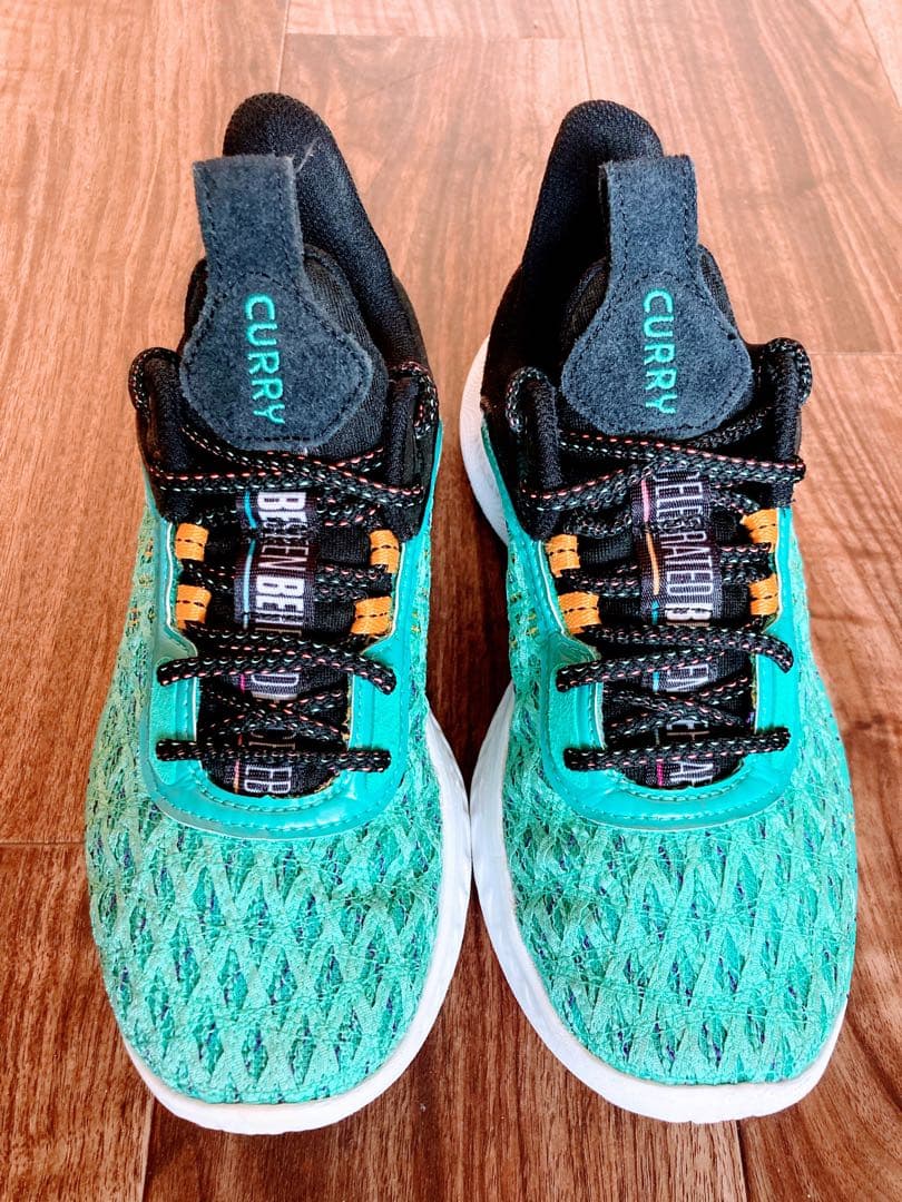 【希少サイズ】curry 9 24.0cm