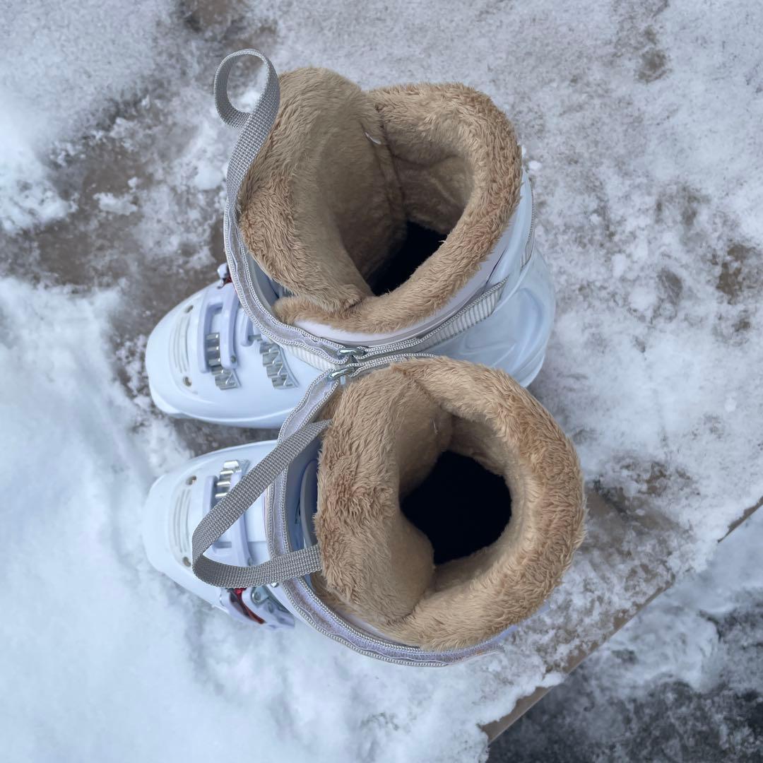 1回使用 HELD ヘルト　24.5 女性用スキー用ブーツ ホワイト/ピンク