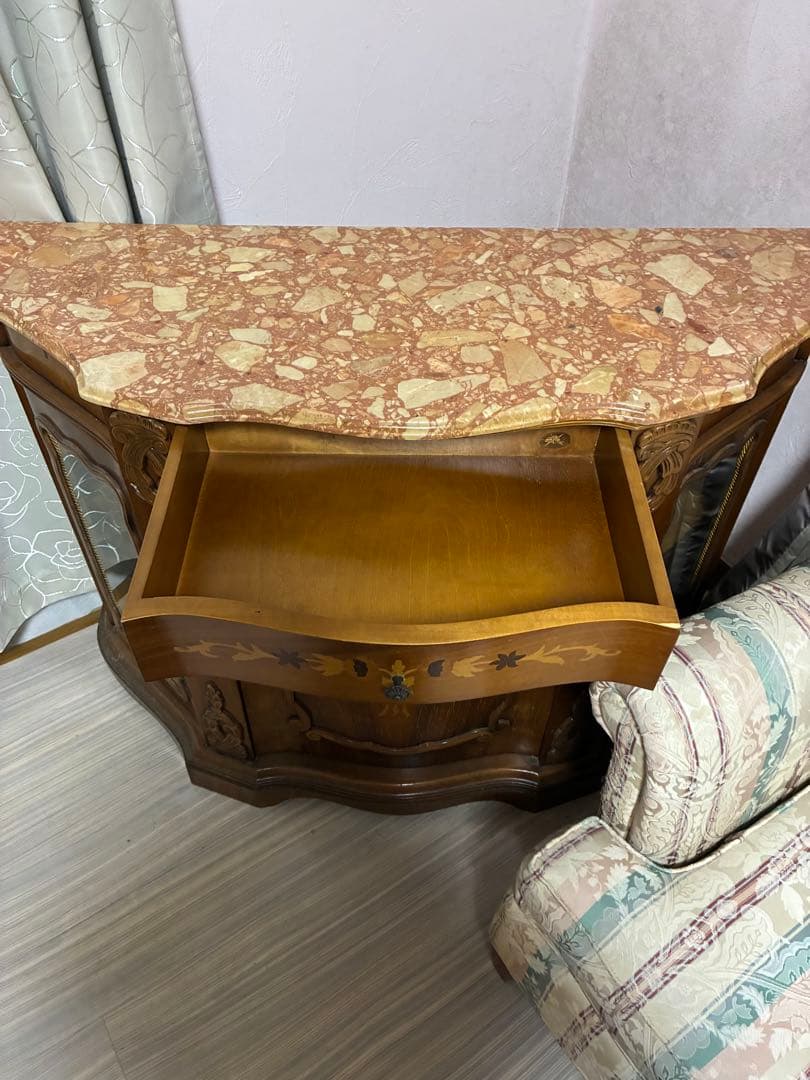 イタリア　アンティーク　サイドボード　キャビネット　象嵌　大理石