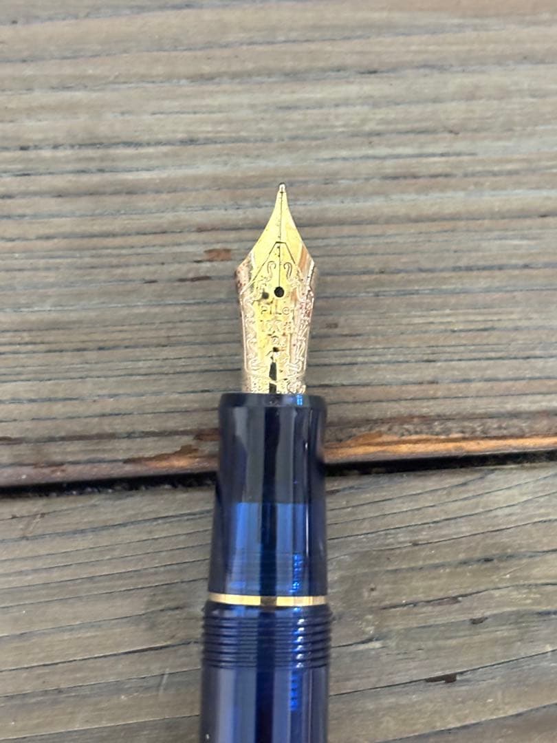 P*n様 PILOT 万年筆 100周年記念品