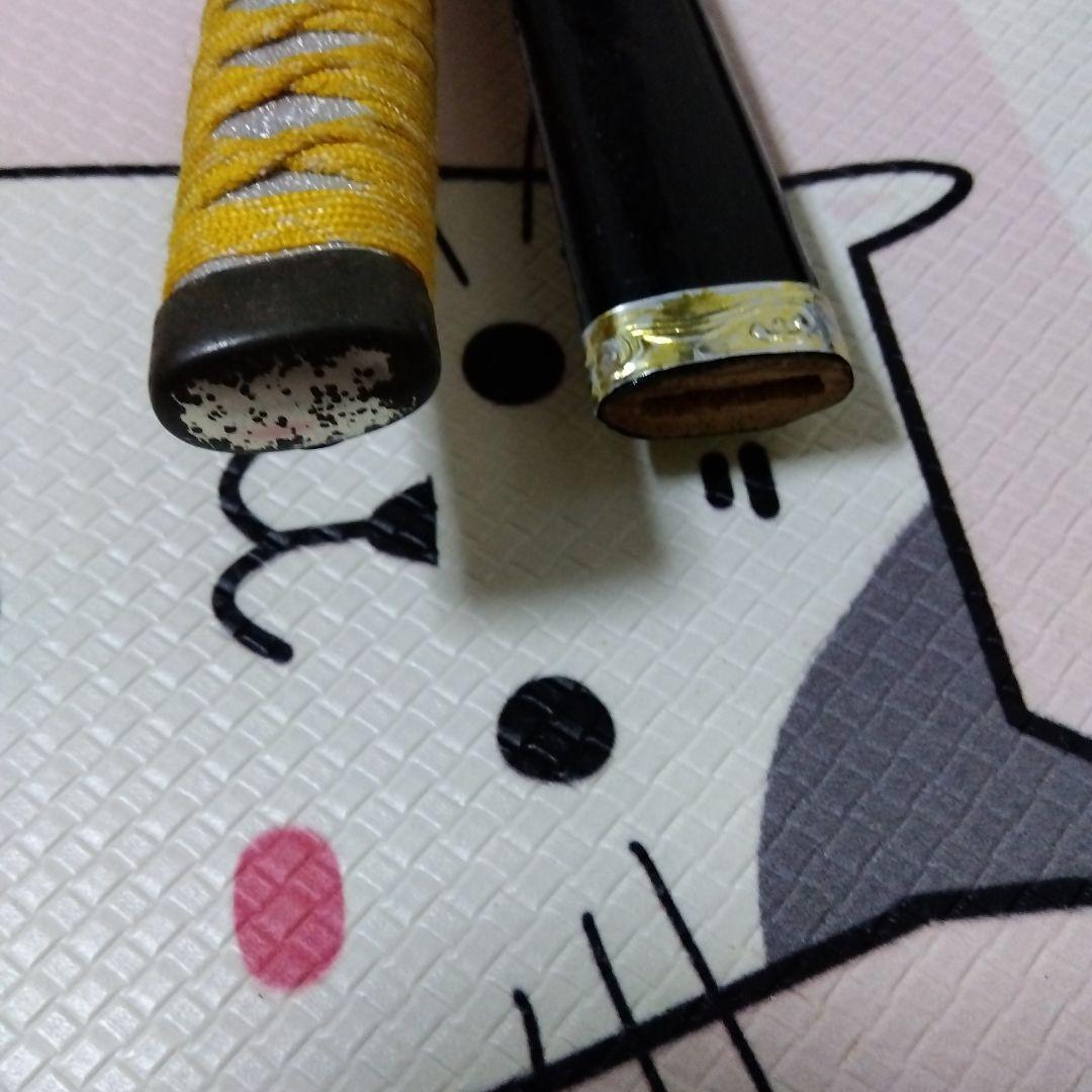 刀 黒と黄色のグリップ　模造刀　レプリカ　玩具