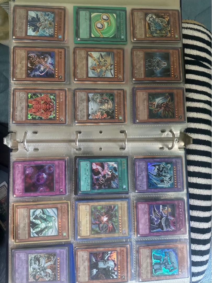 ［遊戯王］［100枚超］ブラック・マジシャン LN-53 レリーフほか