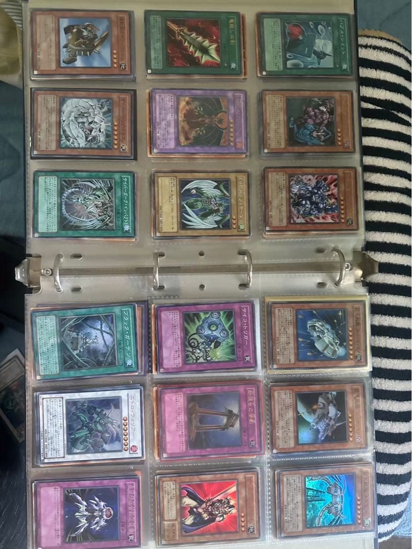 ［遊戯王］［100枚超］ブラック・マジシャン LN-53 レリーフほか