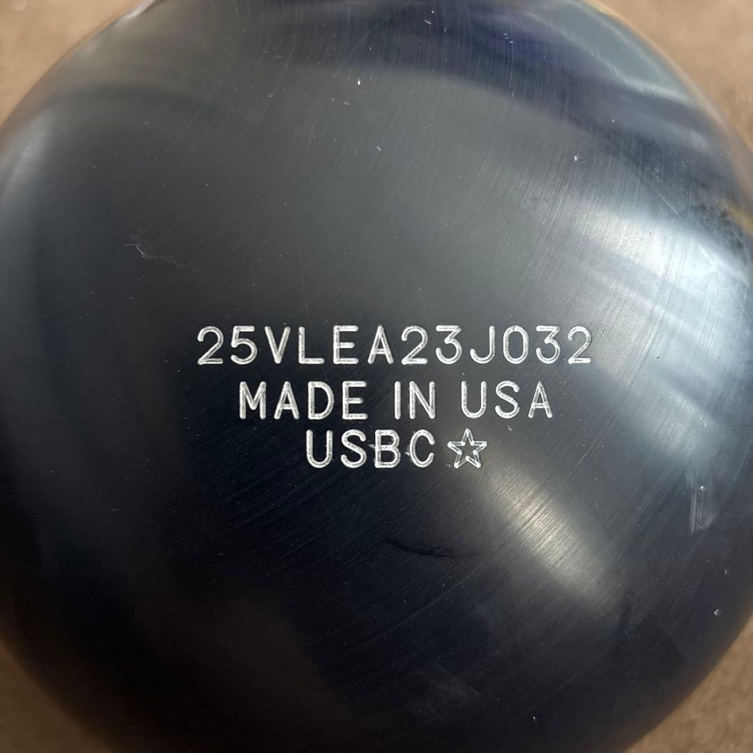 LEVEL ボウリングボール 15ポンド