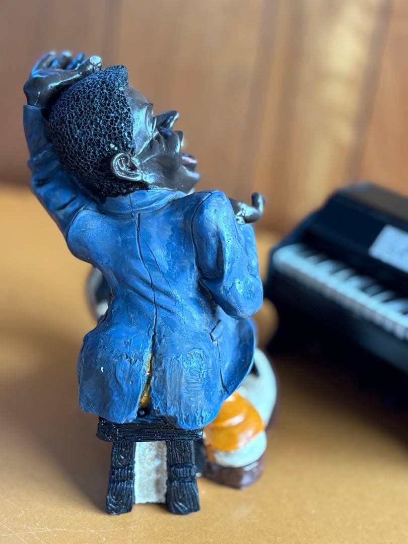 黒人5名によるJAZA演奏