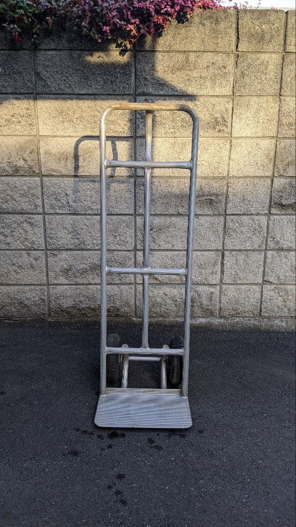 アルミ製　２輪車　ラクラクキャリー　※直接引取り可能な方 8,000円