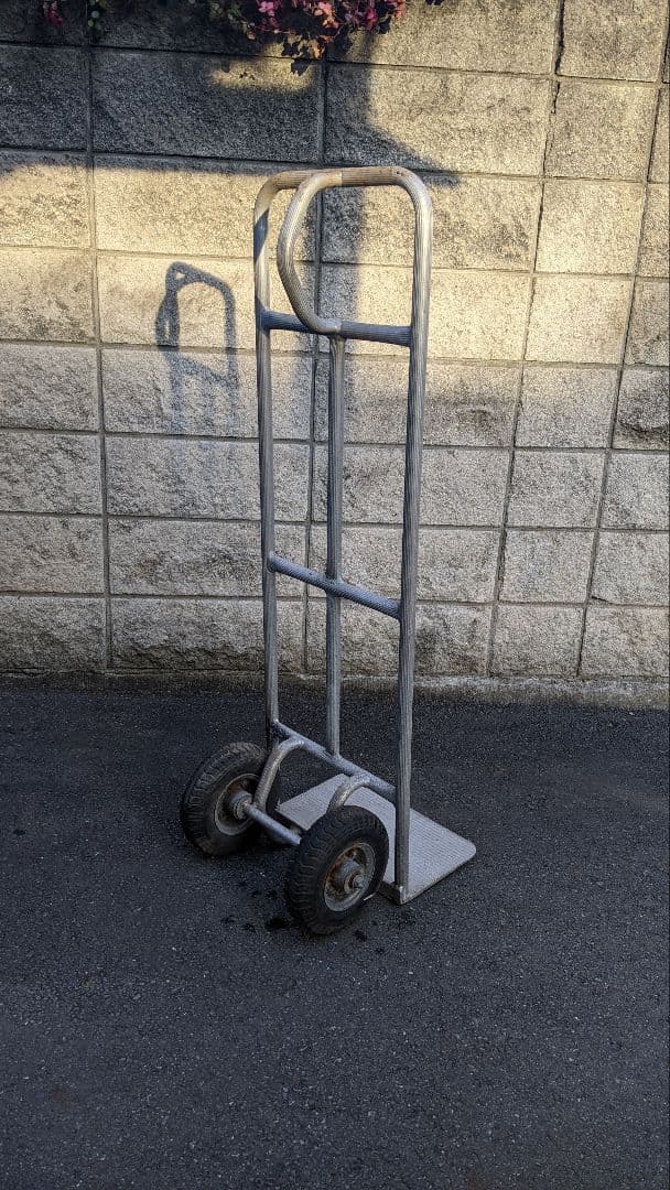 アルミ製　２輪車　ラクラクキャリー　※直接引取り可能な方 8,000円