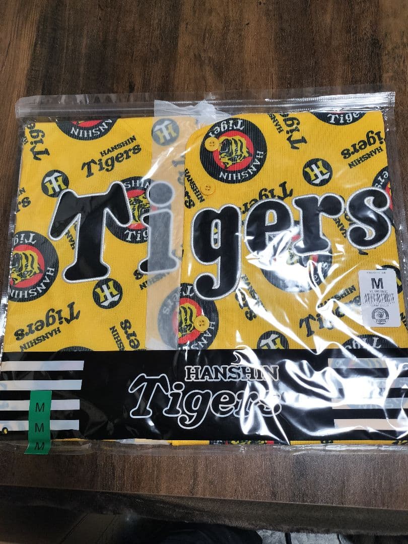 阪神タイガース　応援ユニフォーム　Mサイズ