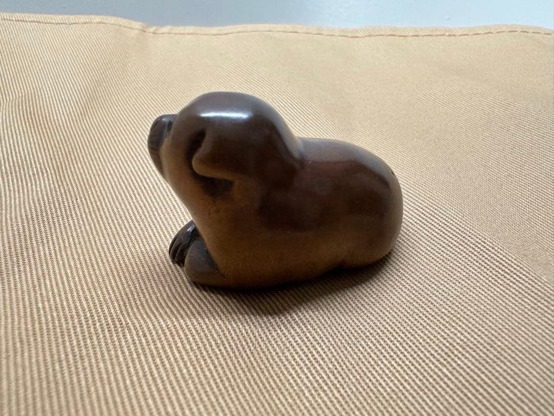 根付(netsuke) 犬の根付　木製　江戸時代
