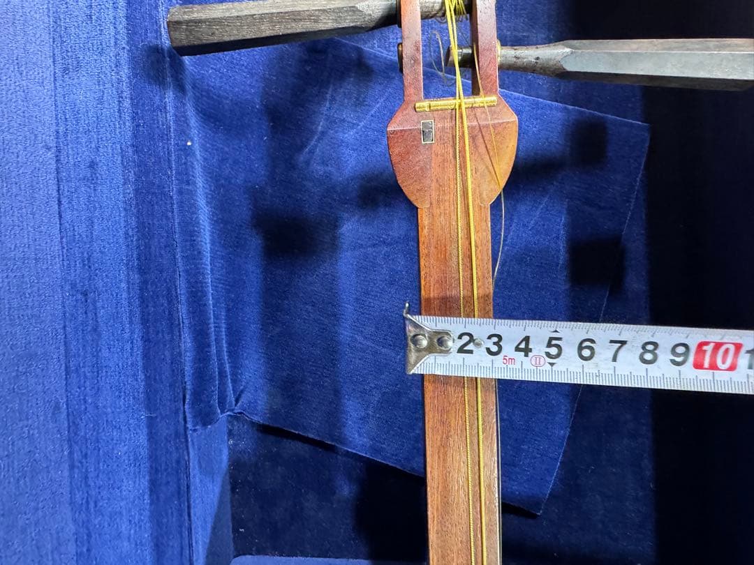 6-津軽三味線?　高級糸巻き 紅木？ハードケース&付属