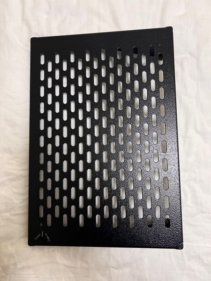 BLACKDESIGN ブラックデザイン　BX PLATE IRON ケース