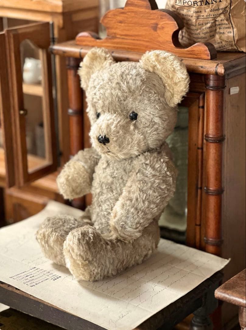 フランス アンティーク とっても可愛い お顔と お色がグレージュ ベアちゃん