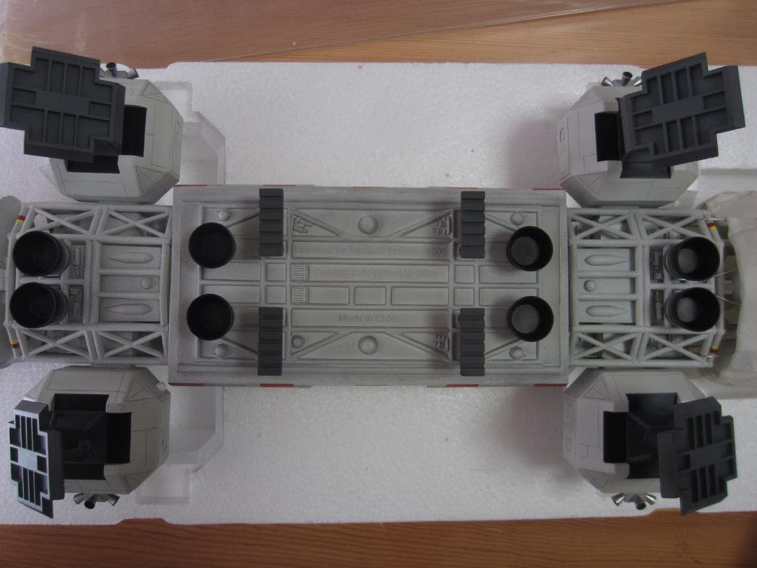 値下げ！スペース1999 イーグル宇宙船 23インチレプリカ