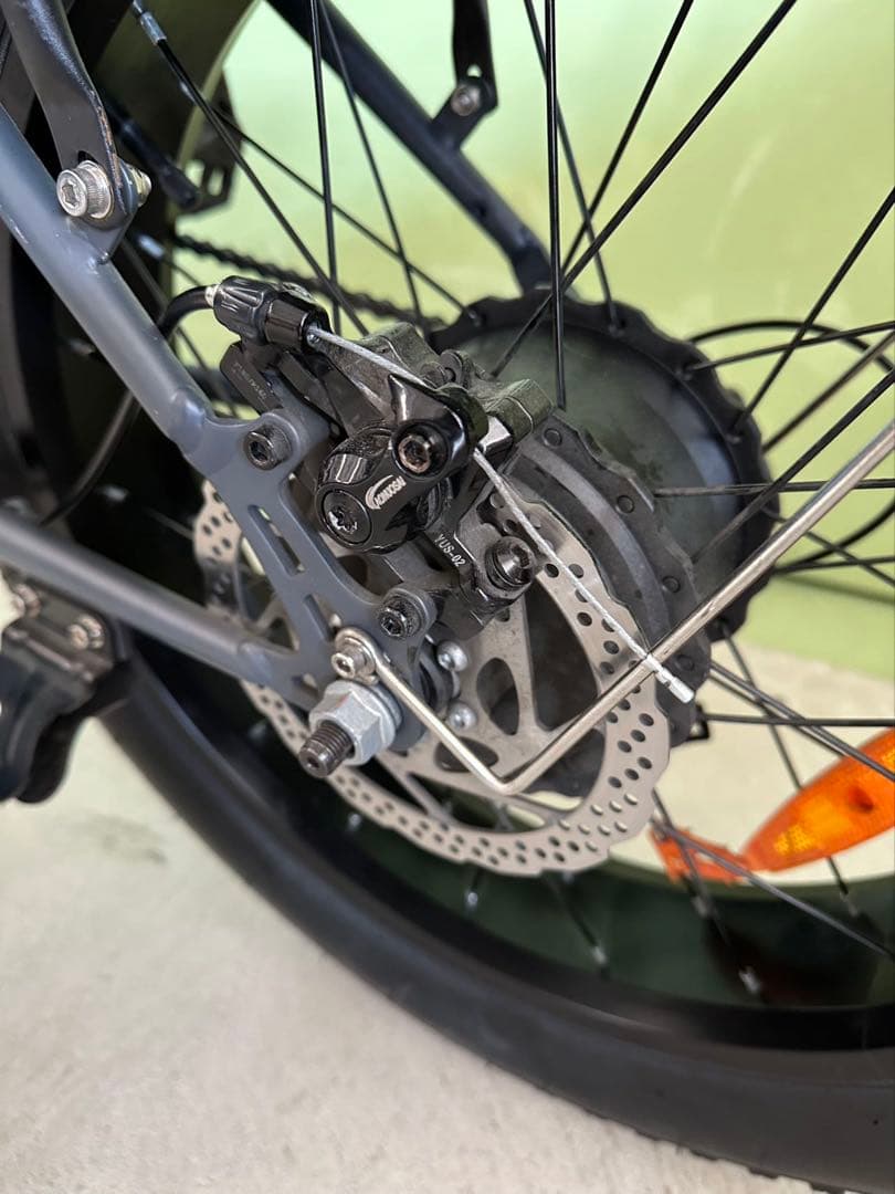 19 ファットバイク20インチ折り畳みビーチクルーザー自転車 F 7段変速