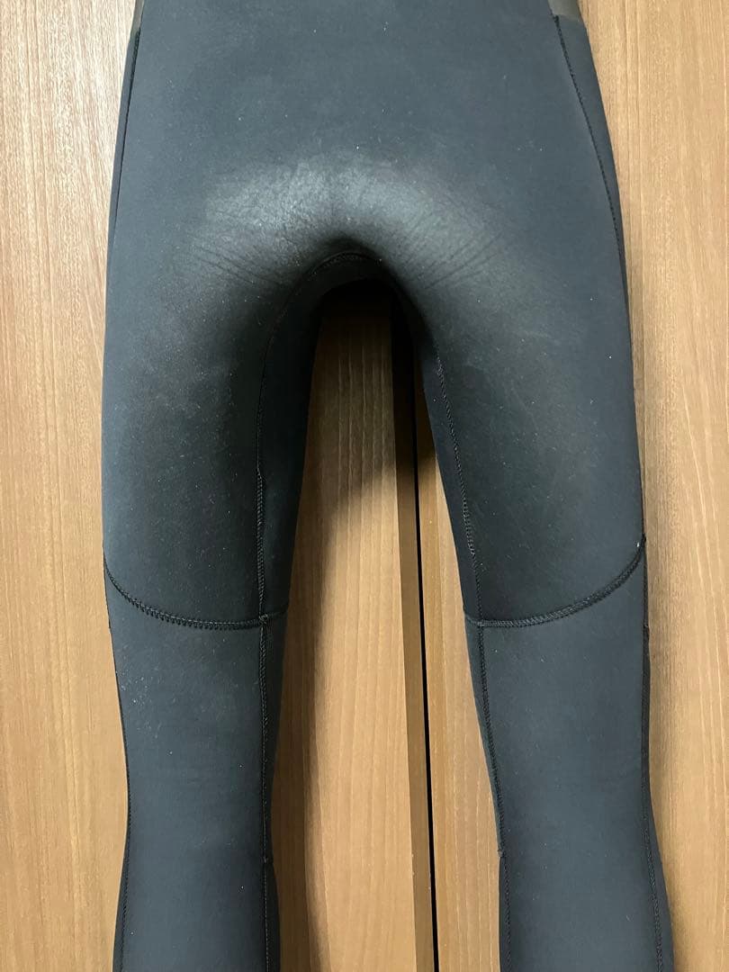 レディースウェットスーツ　セミドライ