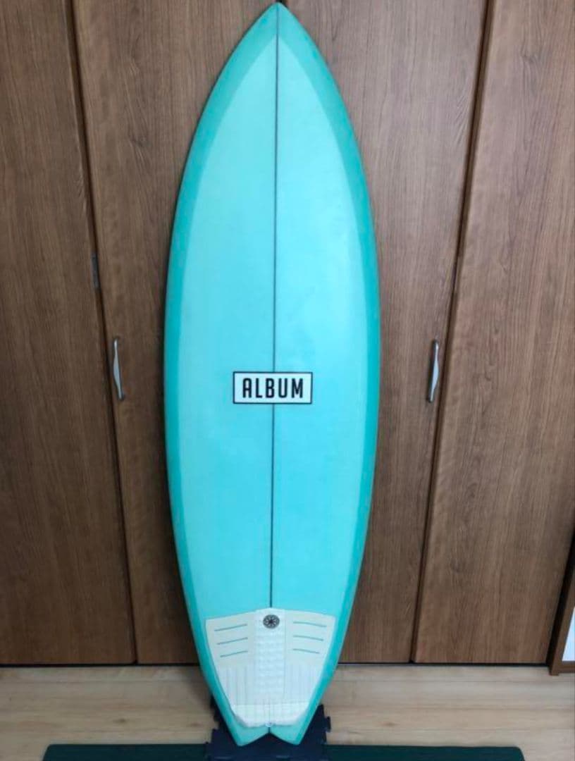 ALBUM SURFBOARD TWINSMAN 5'6\