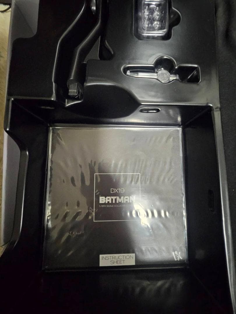 【付属品完備】 ホットトイズ DX19 ダークナイト バットマン 2.0版