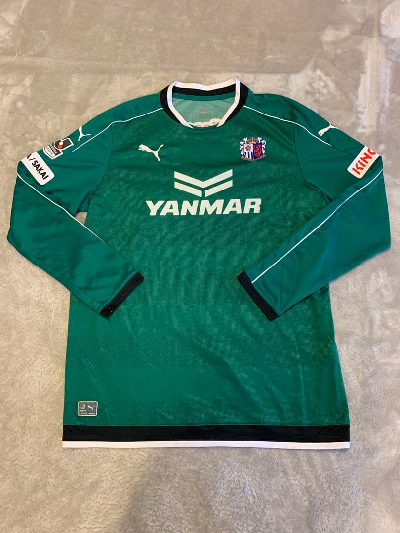 セレッソ大阪 長袖 ユニフォーム