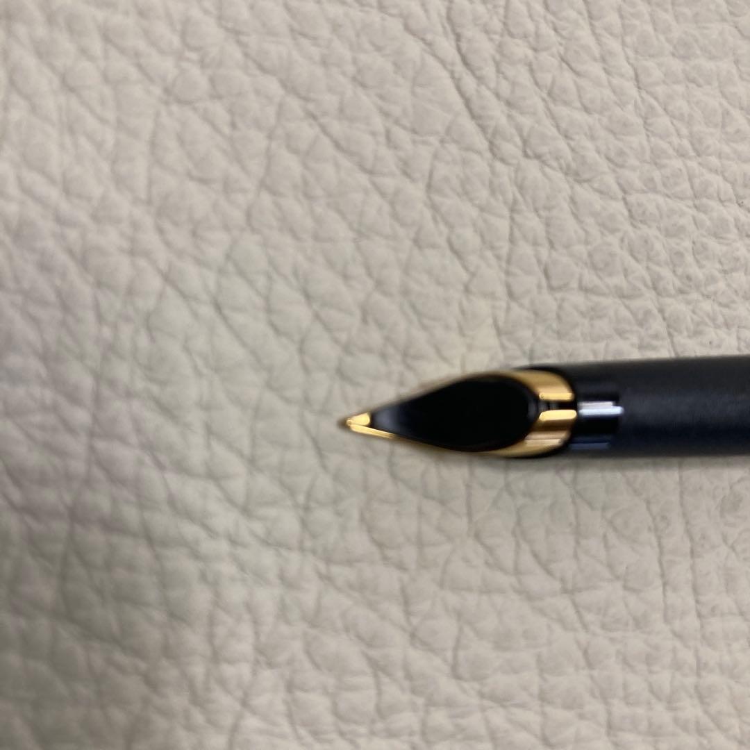 未使用品パーカー 万年筆 イギリス製13.3〜14.7cmコンバーターリフィル付