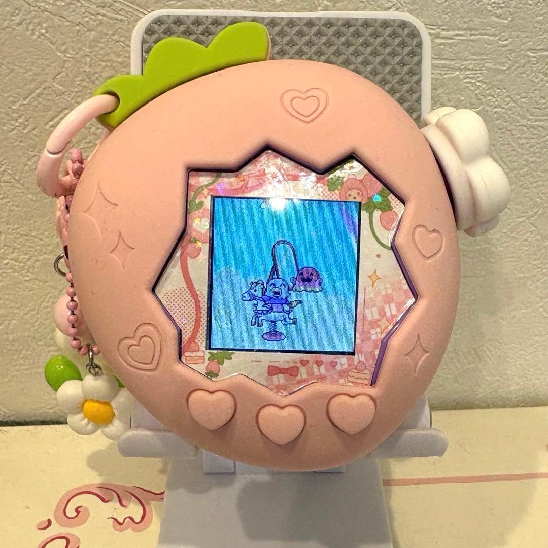 たまごっちパラダイス ピンク・紫 ケース付 いちご