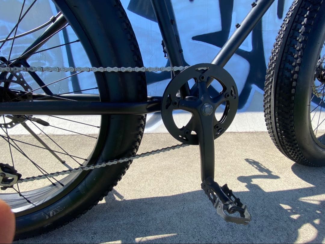 【引き取り限定】ファットバイク 26インチ 黒 ６段ギア