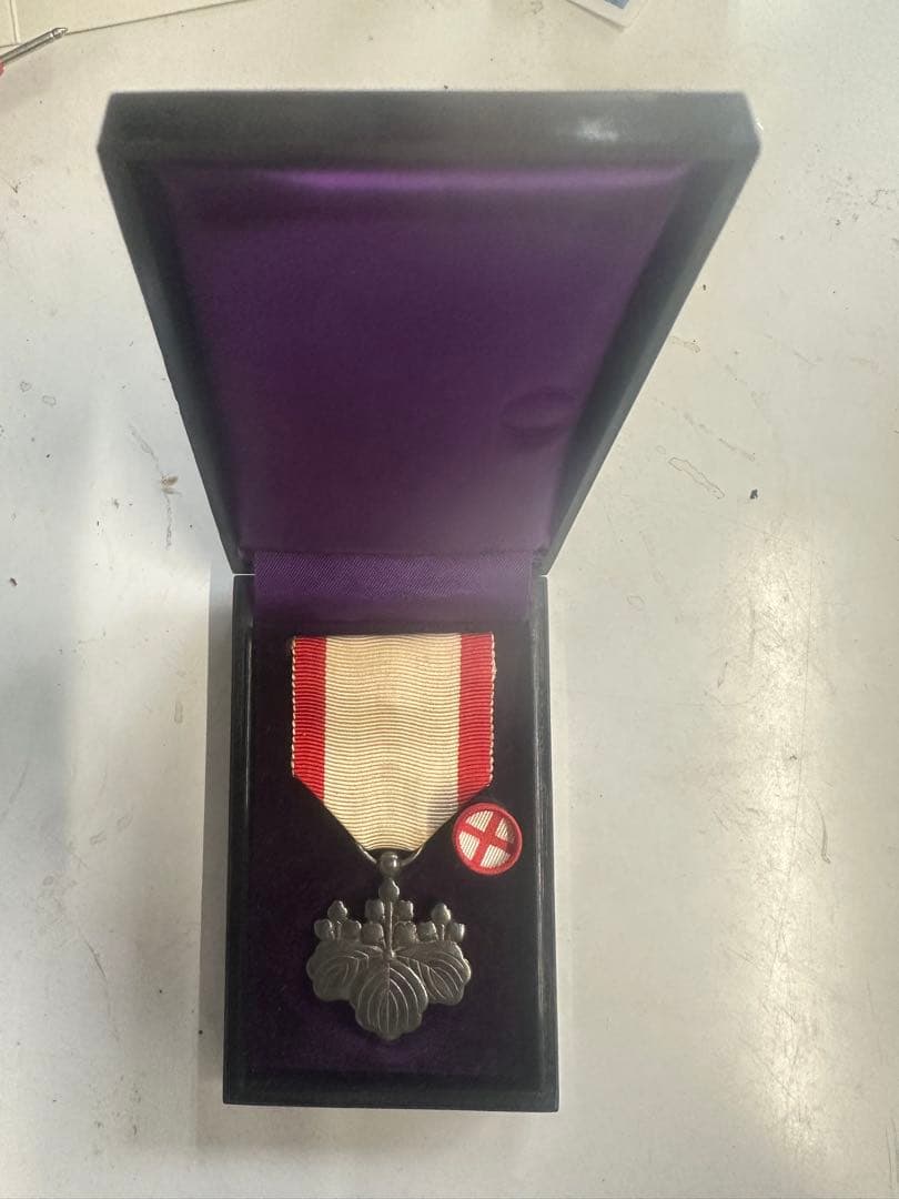 勲七等瑞宝章 ★ 箱付き・略綬付き ★ 日本 勲章 旧制度 勳章 勲七等